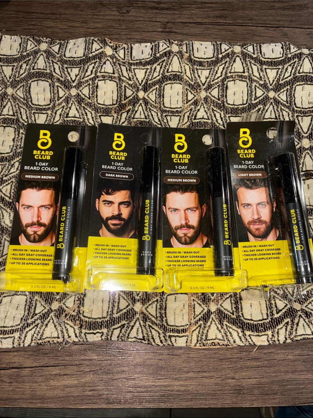 4 pack 1-Day Beard Color - Medium Brown